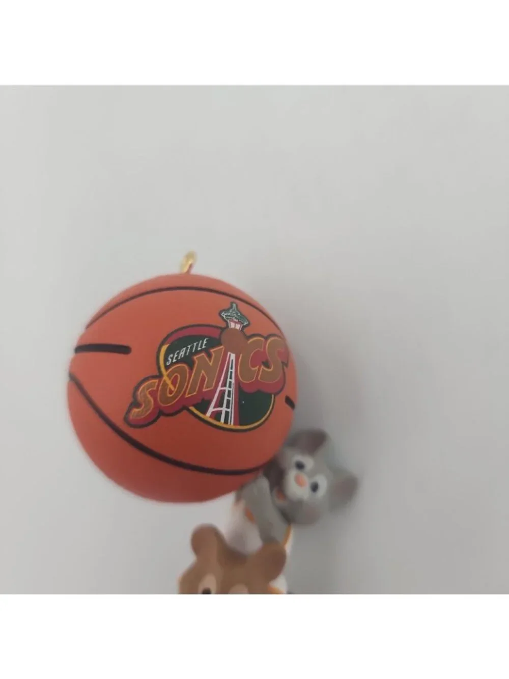 Vintage Hallmark Seattle Supersonics 1999 NBA Collection Keepsake Ornament